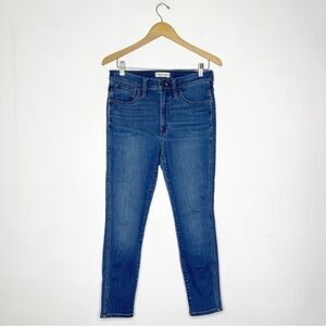Madewell Petite High-Rise Roadtripper Supersoft Jeans in Playford Wash Size 27P